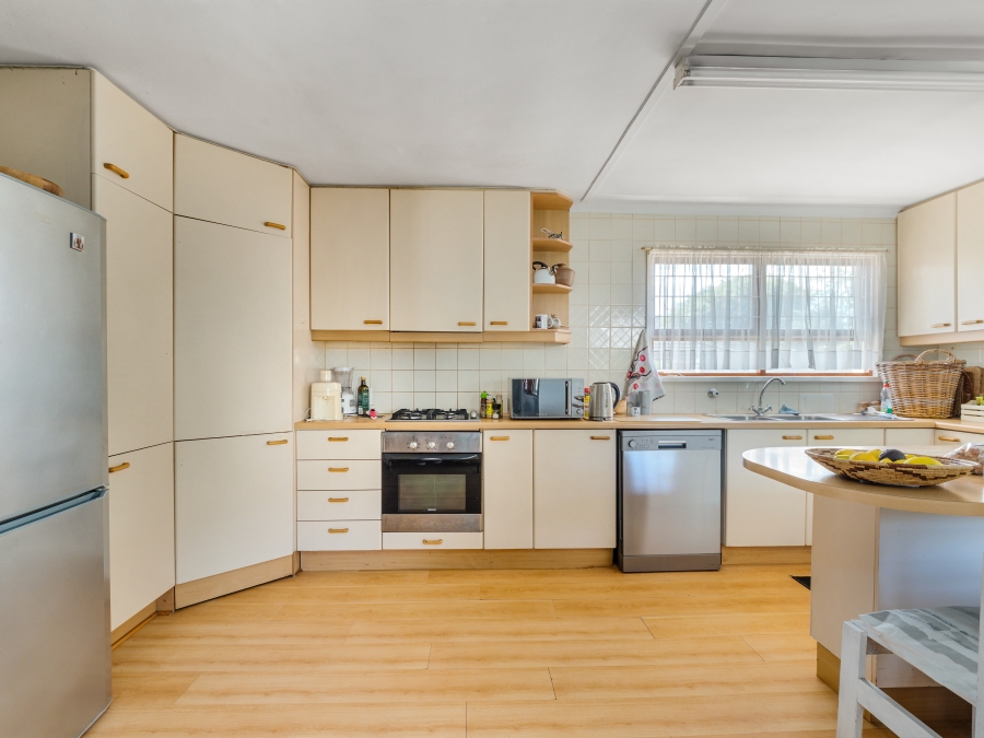 4 Bedroom Property for Sale in The Village Western Cape